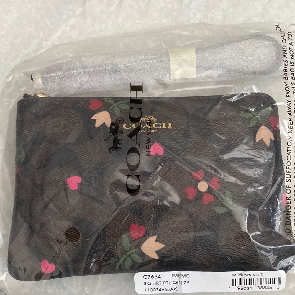 NEW Coach Brown Corner Zip Wristlet Heart Petal Monogram Signature Canvas Clutch
